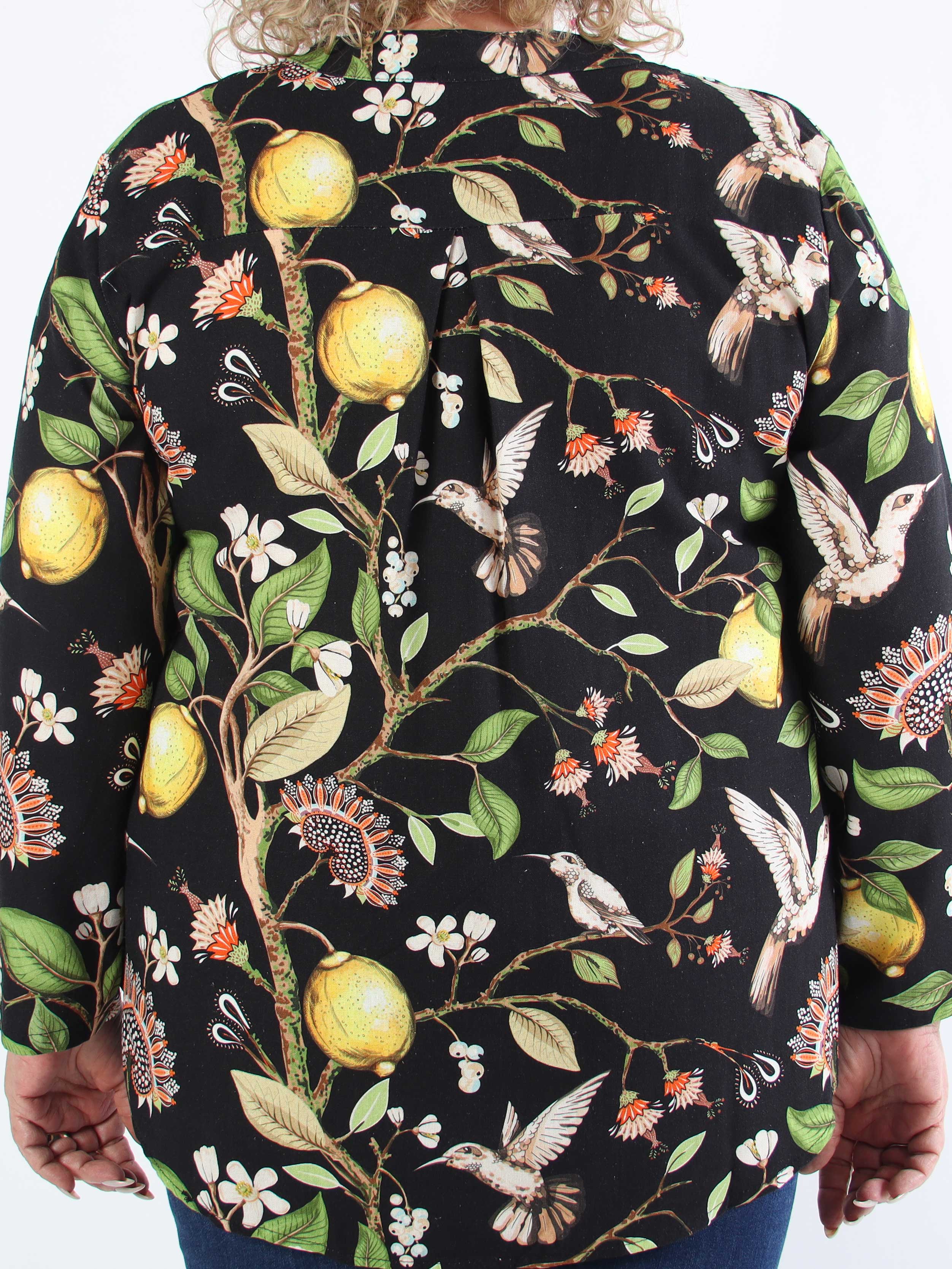 Almira - Plus size skjorte i hør og bomuld med fuglemotiver